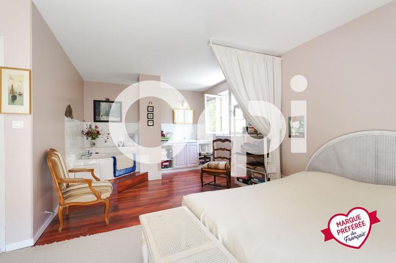 Maison - 161 m² - 6 pièces