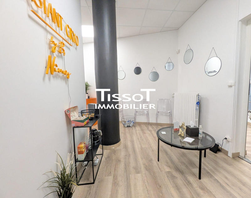 Bureau - 49 m² - 2 pièces