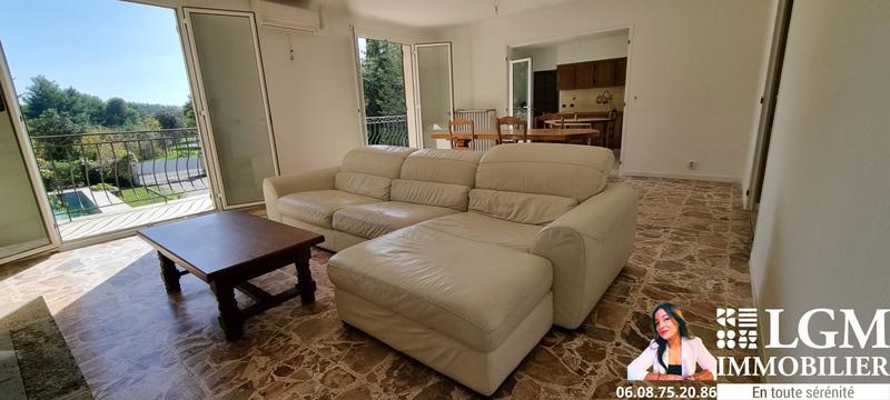 Maison - 170 m² - 10 pièces