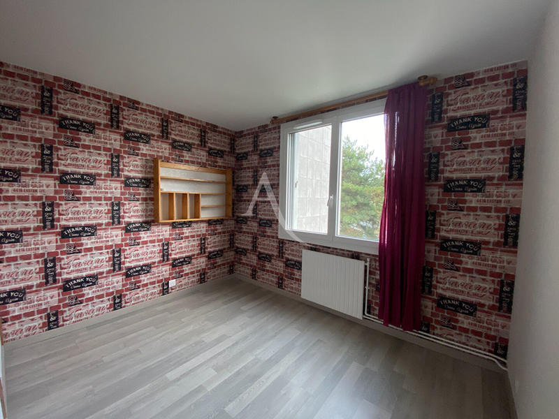 Appartement - 82 m² - 4 pièces