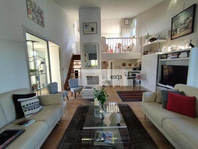 Villa - 152 m² - 8 pièces