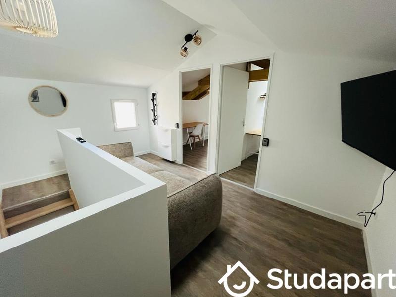 Chambre - 50 m² - 1 pièce