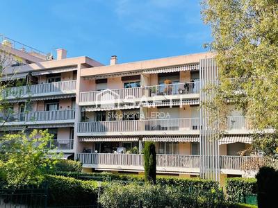 Appartement - 76 m² - 3 pièces