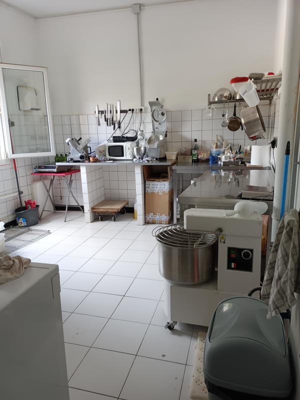 Fonds de commerce - Magasins - 75 m²