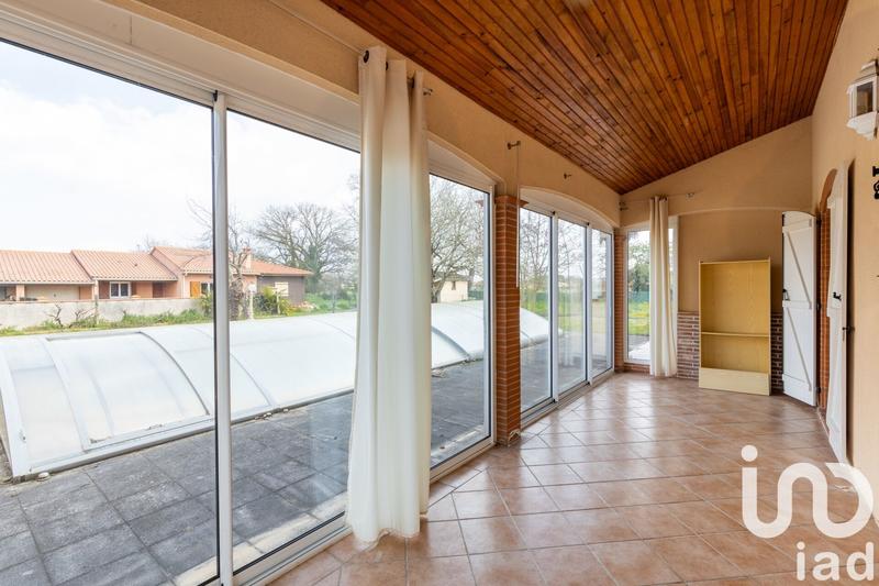Maison - 240 m² - 5 pièces