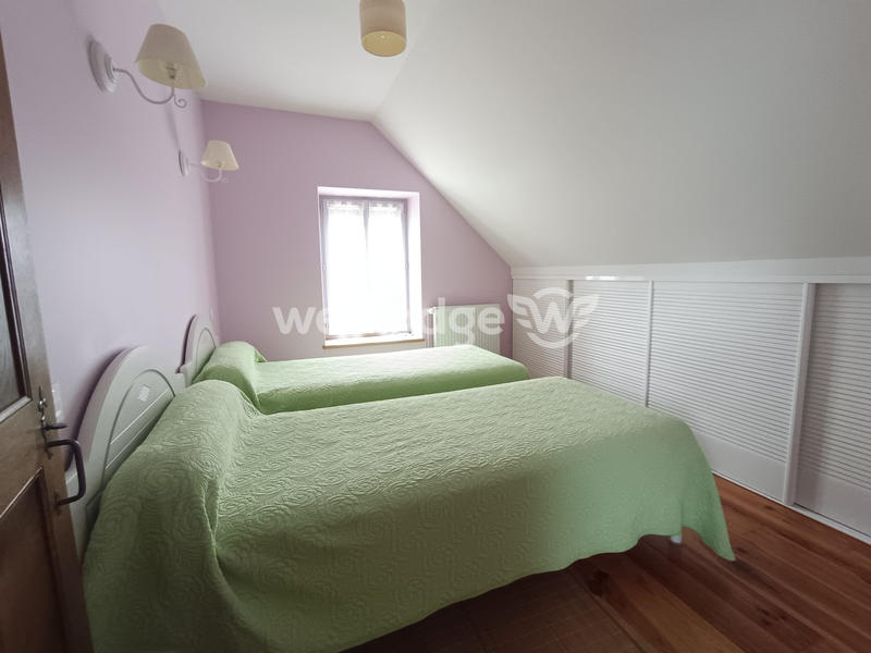 Maison - 392 m² - 15 pièces