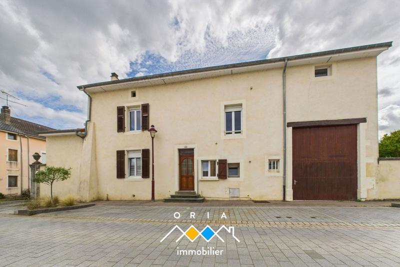 Demeure - 291 m² - 11 pièces