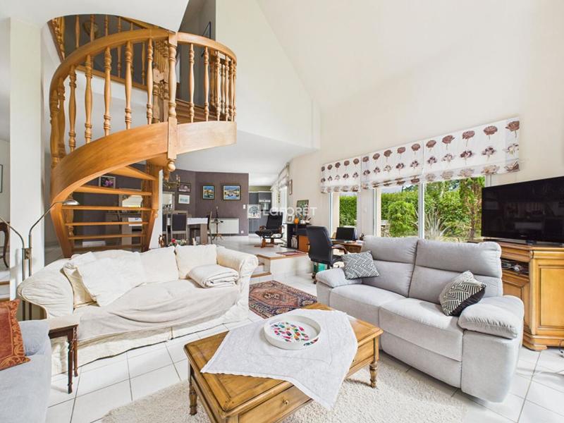 Maison d'architecte - 182 m² - 6 pièces