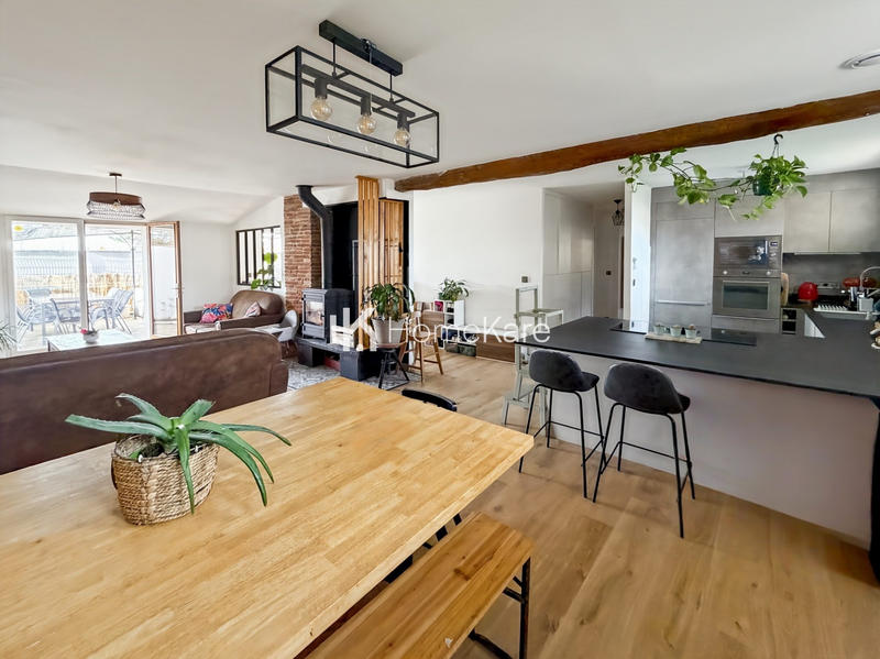 Maison - 92 m² - 4 pièces