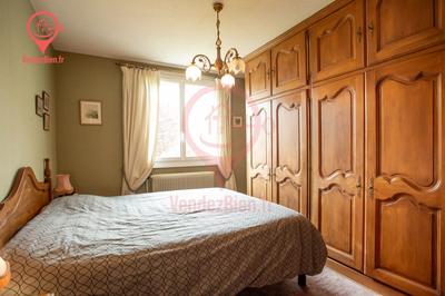 Maison - 122 m² - 6 pièces