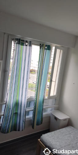 Chambre - 11 m² - 1 pièce