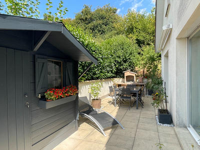 Maison - 160 m² - 8 pièces