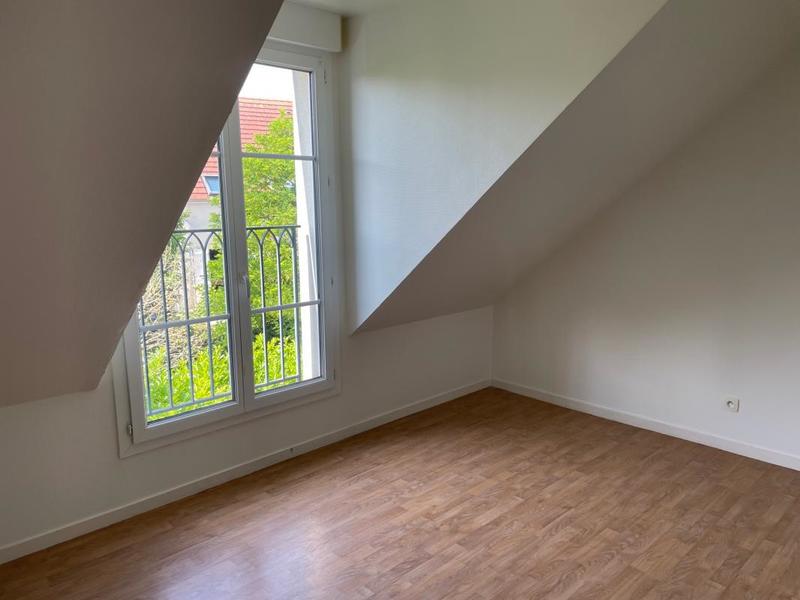 Pavillon - 96 m² - 5 pièces