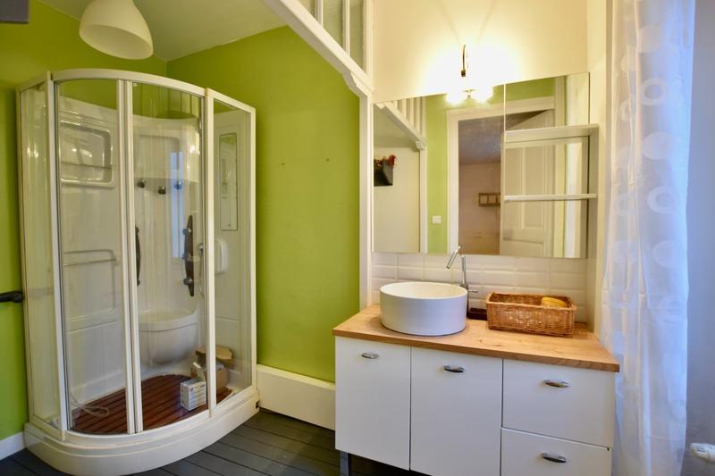 Maison - 208 m² - 8 pièces