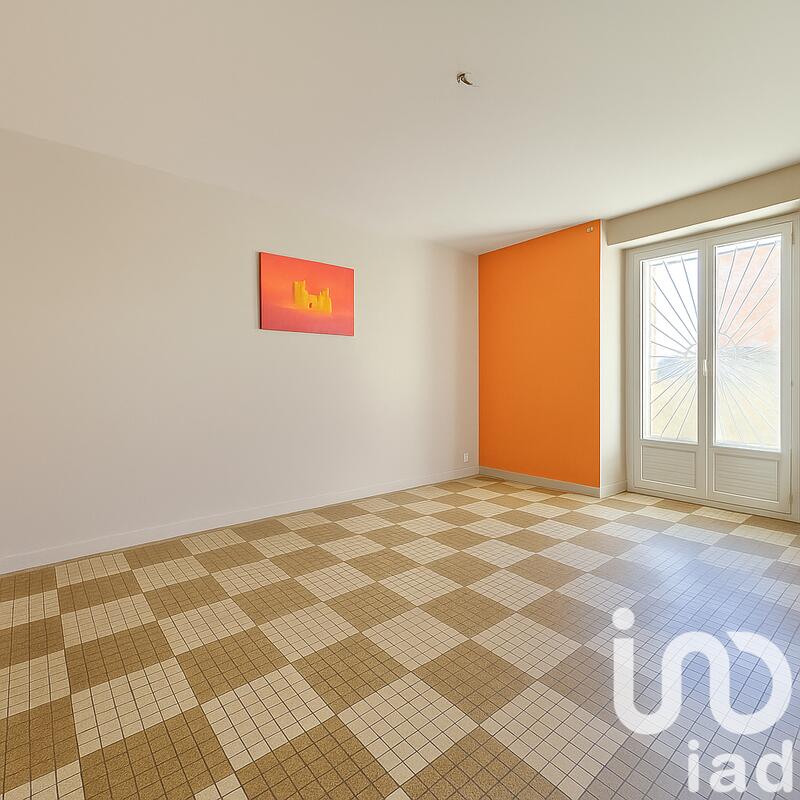 Maison - 104 m² - 5 pièces