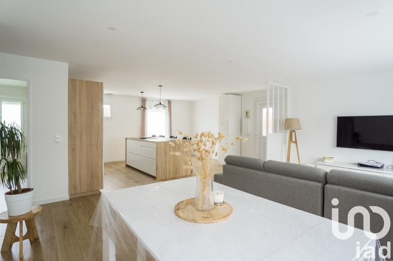 Maison - 95 m² - 4 pièces