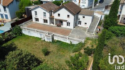 Maison - 170 m² - 8 pièces