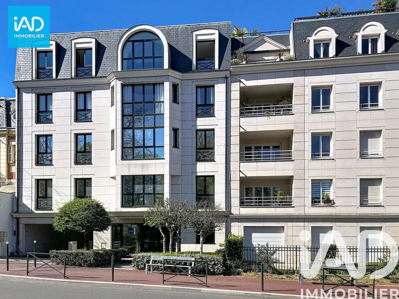 Appartement - 147 m² - 6 pièces