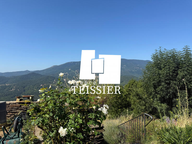 Maison - 112 m² - 5 pièces