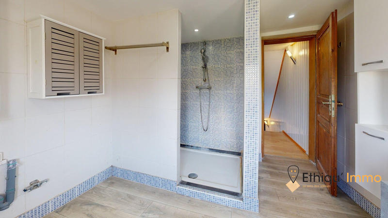 Maison - 124 m² - 5 pièces