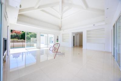 Villa - 245 m² - 5 pièces