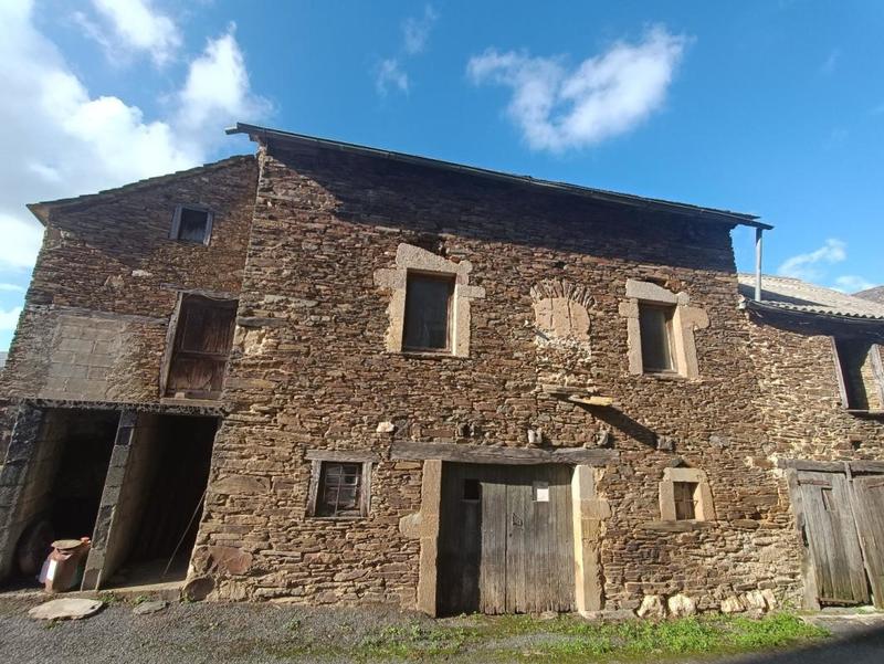 Maison - 62 m² - 2 pièces