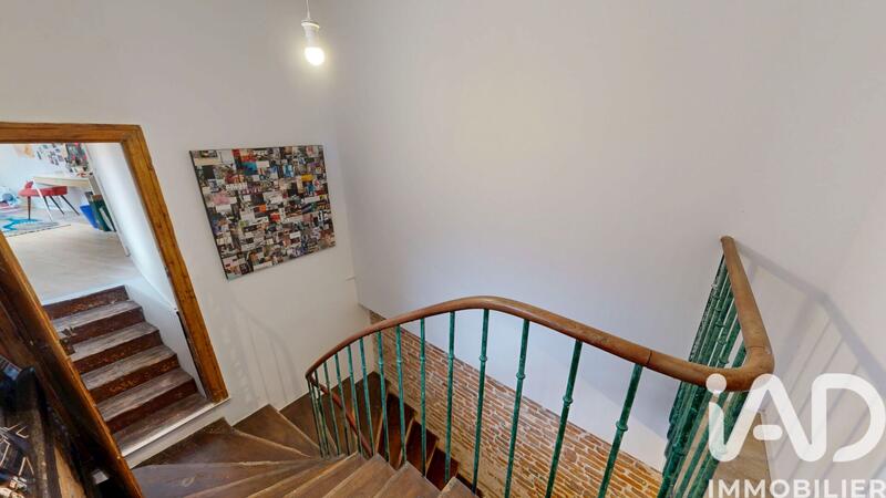 Maison - 254 m² - 8 pièces