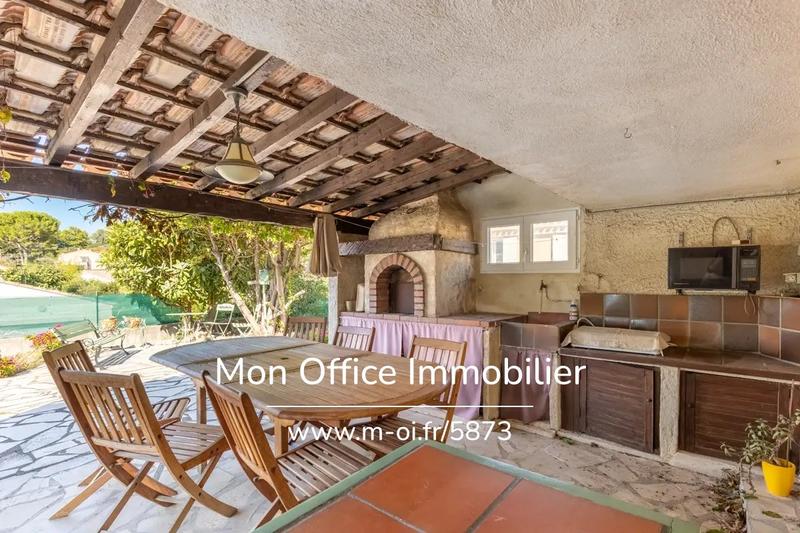 Maison - 140 m² - 6 pièces