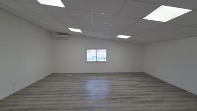 Local d'activités - 375 m²