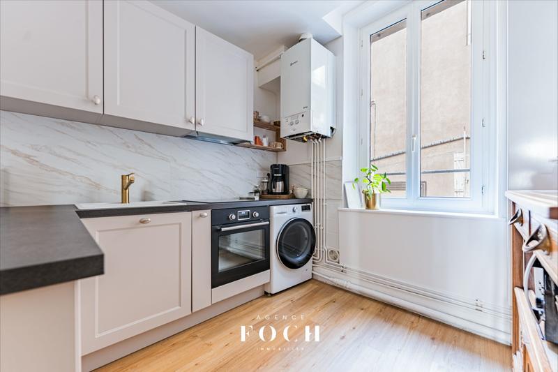 Appartement - 90 m² - 4 pièces