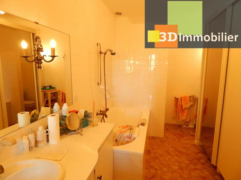 Maison - 234 m² - 7 pièces