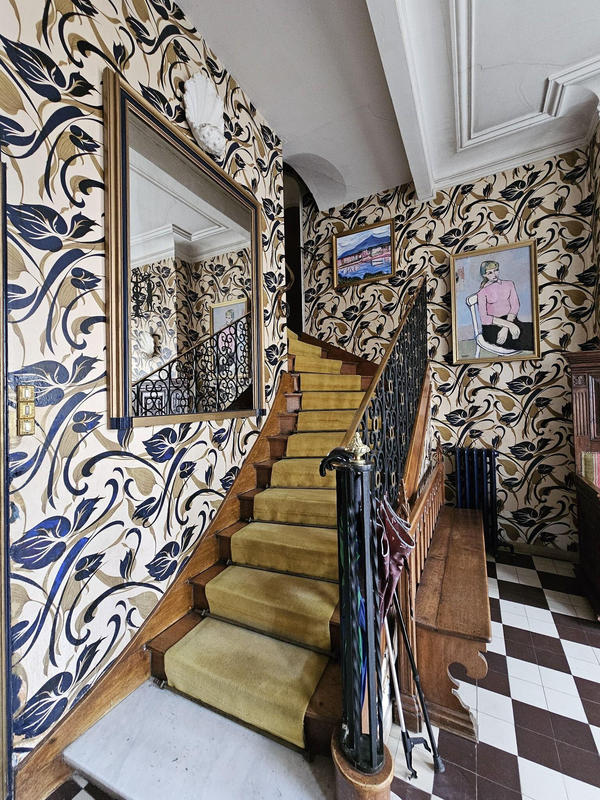 Maison - 353 m² - 9 pièces