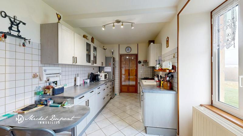 Maison - 196 m² - 8 pièces