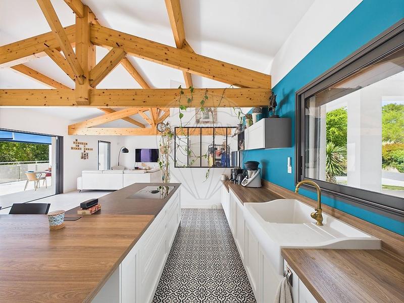 Villa - 245 m² - 7 pièces