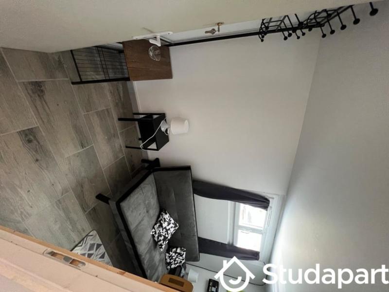 Chambre - 12 m² - 1 pièce