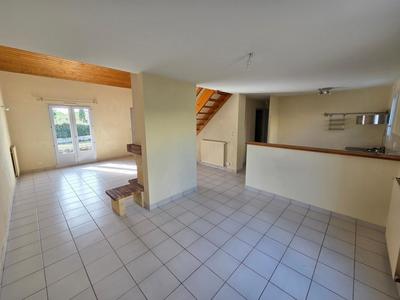 Maison - 87 m² - 4 pièces