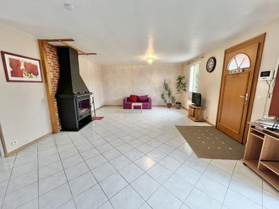 Maison - 142 m² - 6 pièces
