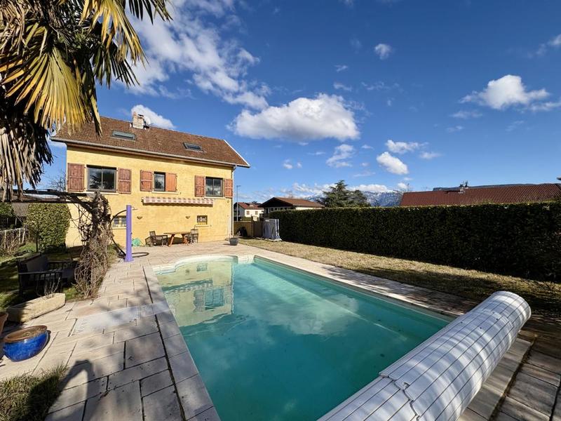 Pavillon - 98 m² - 5 pièces