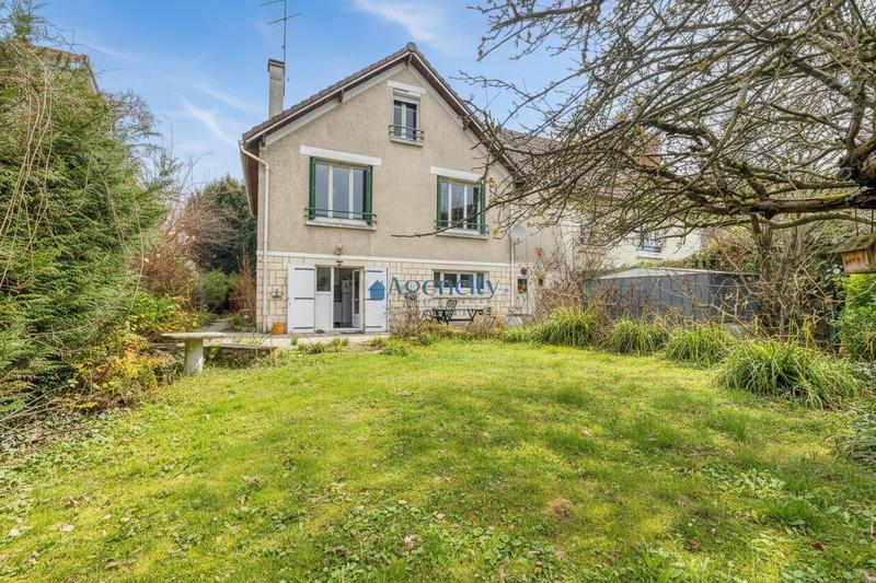 Maison - 137 m² - 6 pièces