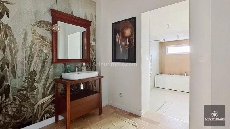 Maison - 164 m² - 7 pièces