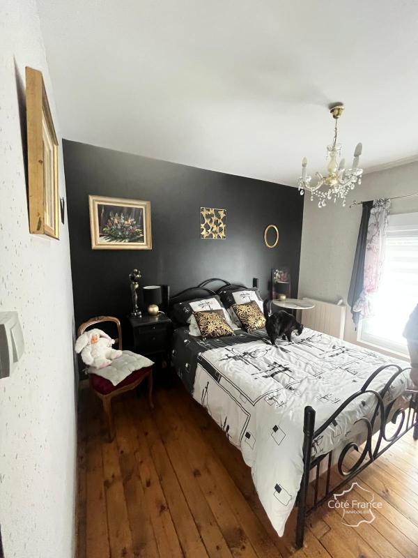 Maison de village - 166 m² - 8 pièces