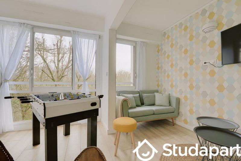 Chambre - 13 m² - 1 pièce