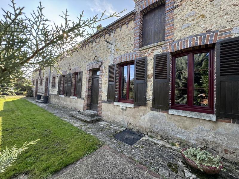 Maison - 212 m² - 9 pièces