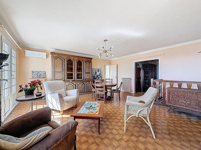 Maison - 136 m² - 5 pièces