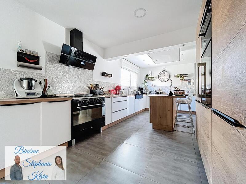 Maison - 156 m² - 7 pièces