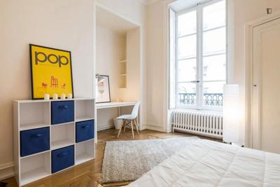 Chambre - 18 m² - 6 pièces