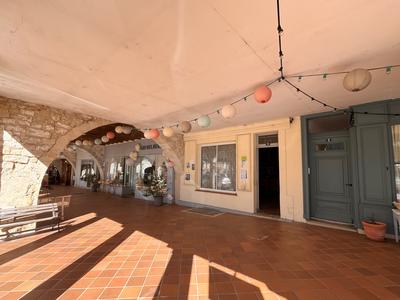 Maison de ville - 255 m² - 7 pièces