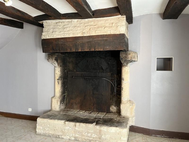 Maison ancienne - 266 m² - 8 pièces