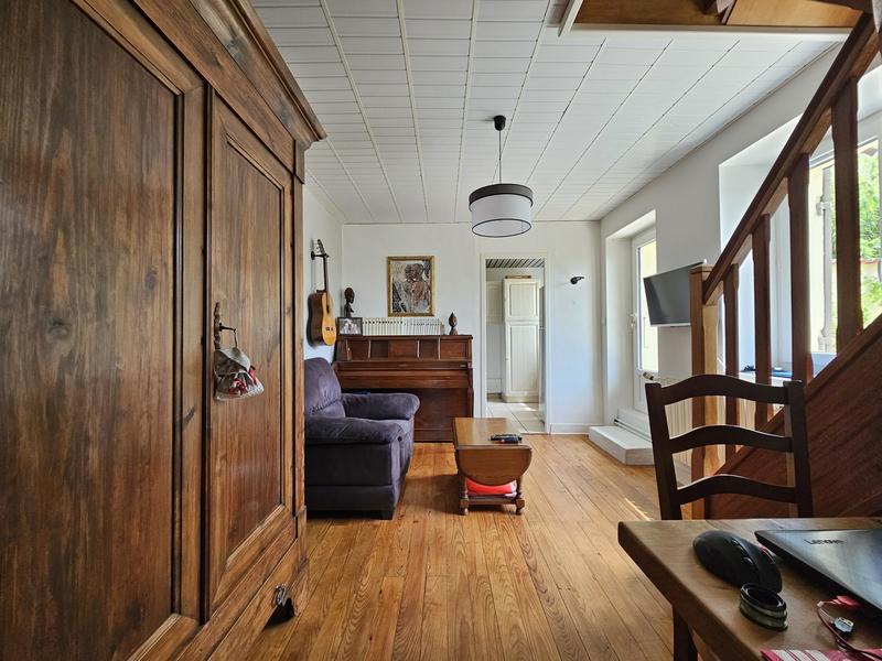 Maison traditionnelle - 134 m² - 6 pièces