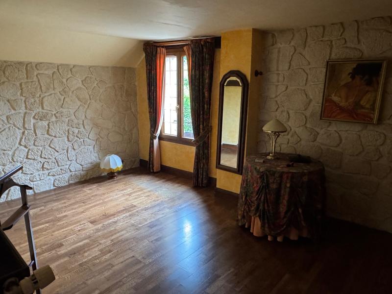 Maison - 162 m² - 7 pièces